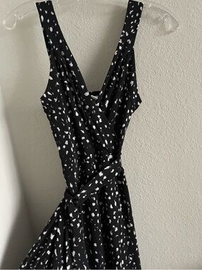 NWOT Market & Spruce Black and White Sleeveless V-Neck Maxi Dress Size Small